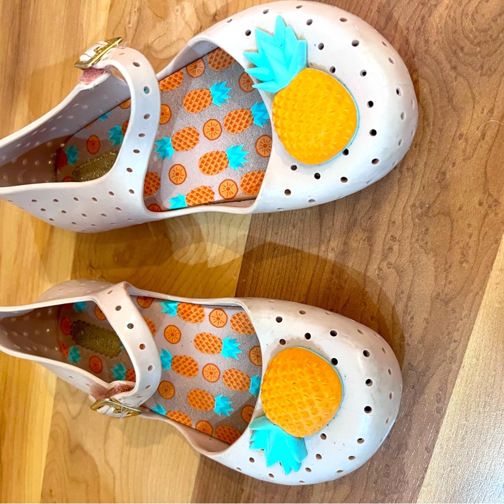 Melissa from Brasil- pretty pineapple shoes